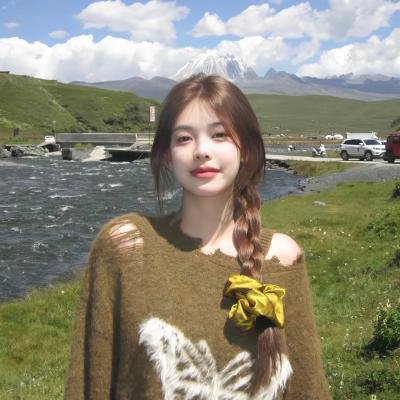 斯文医生脸红红追着老婆哄